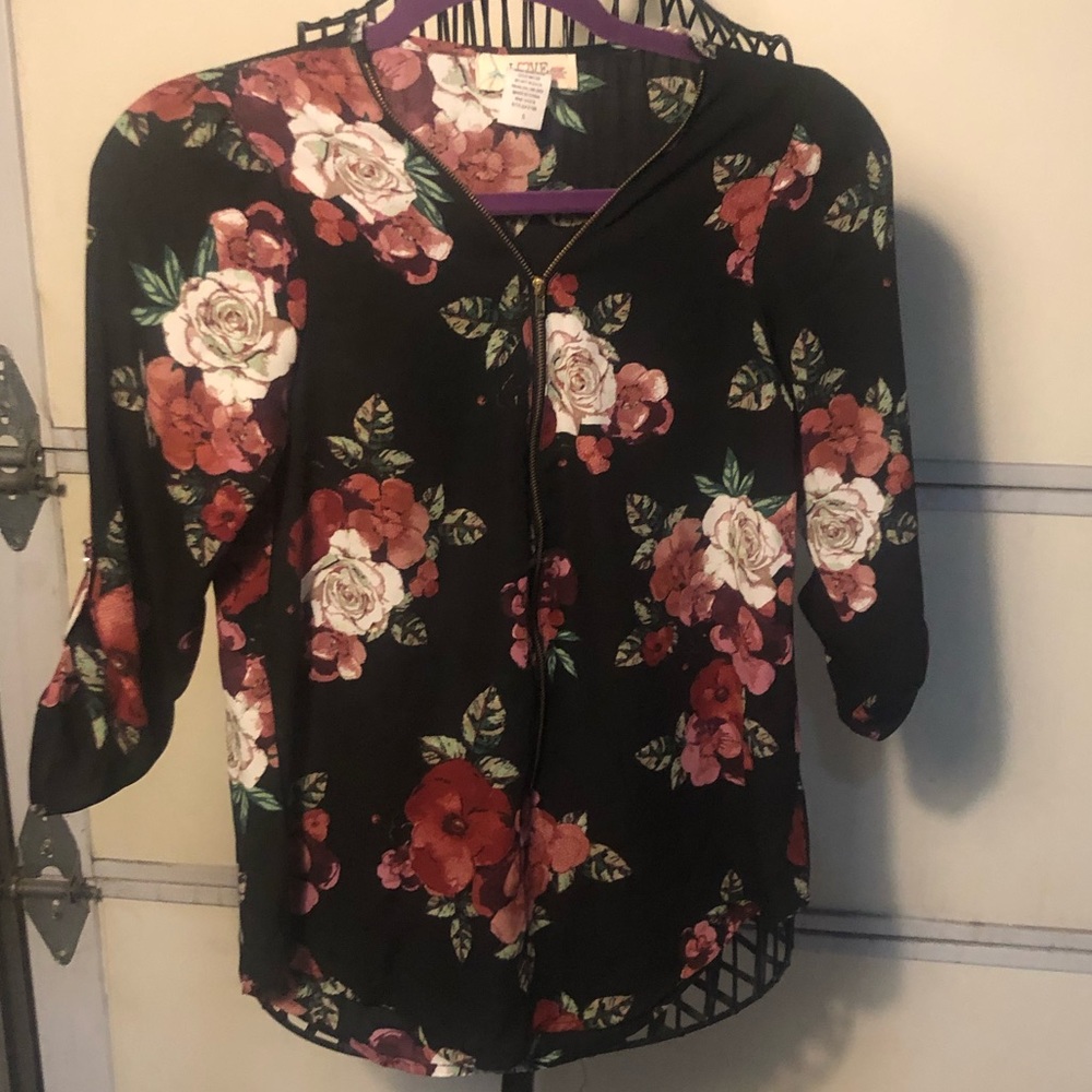 Floral sheer blouse size small with zipper